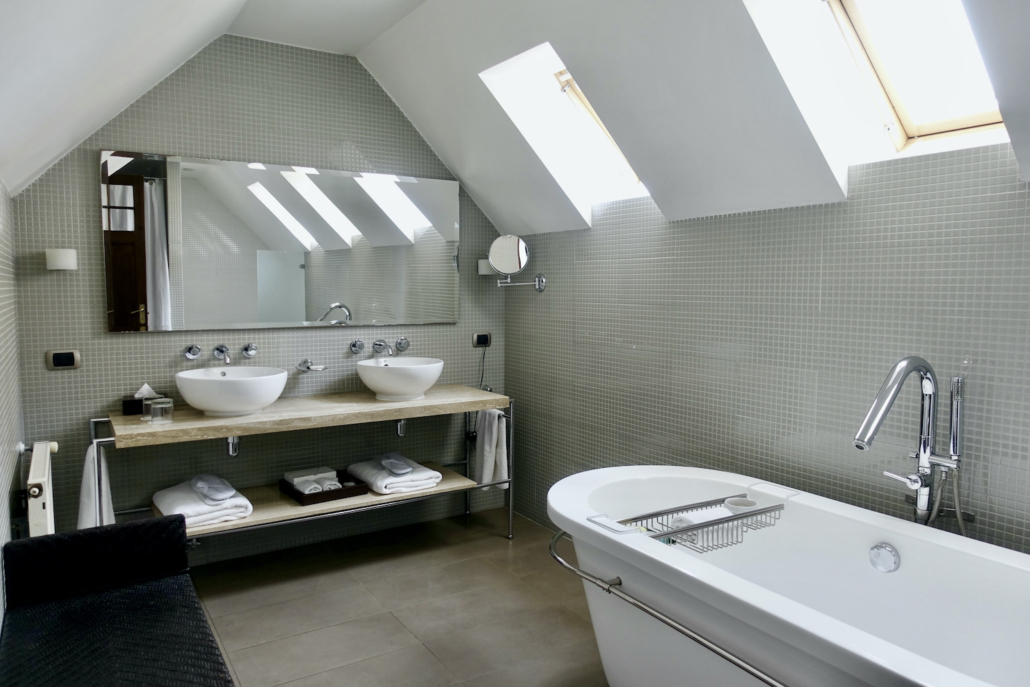 Casa Higueras - best hotel & restaurants Valparaiso Santiago de Chile